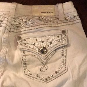 Grace in LA white jeans